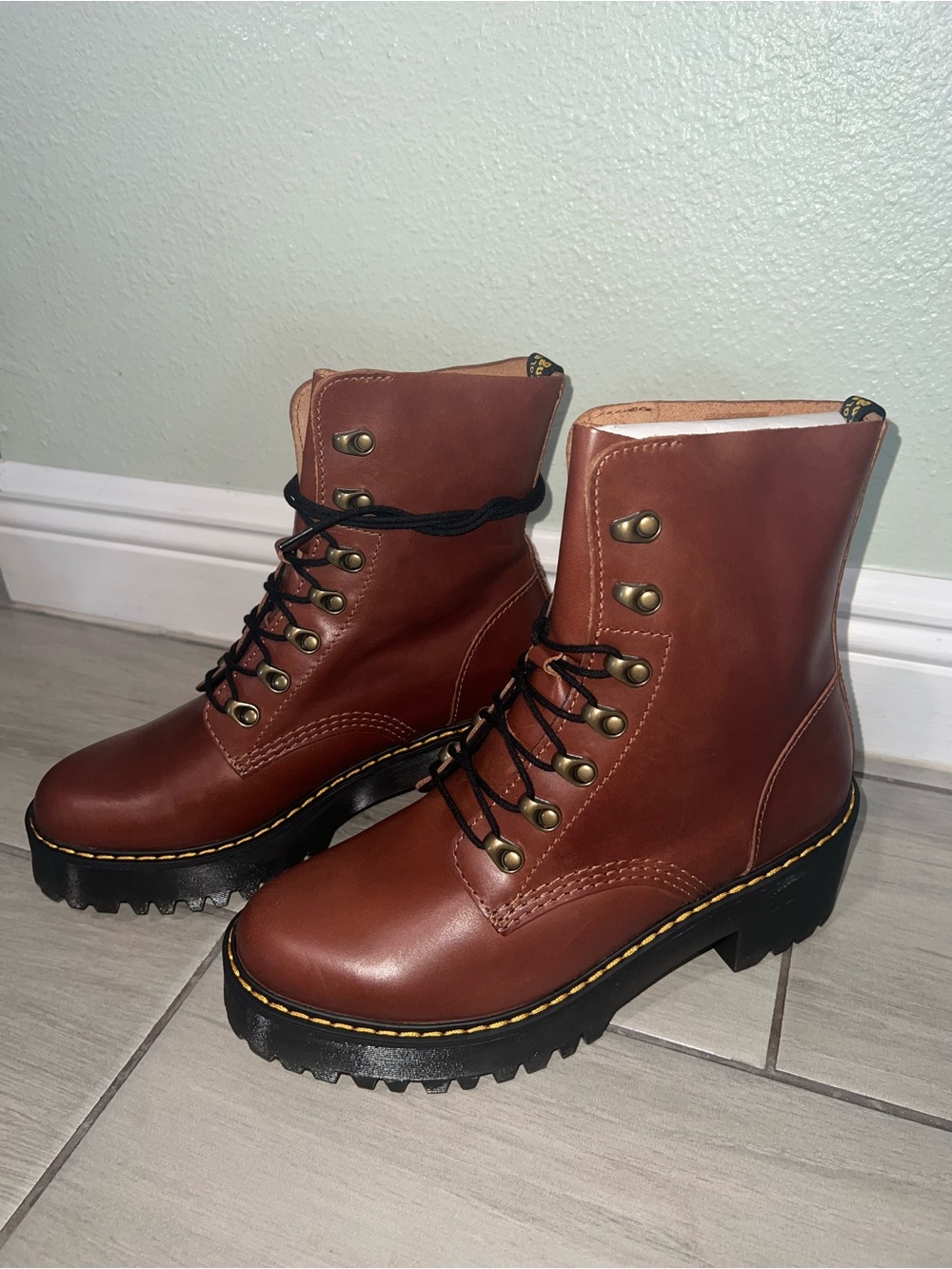 Dr. Martens Women's Chestnut Brown Lace-Up Lug Boots